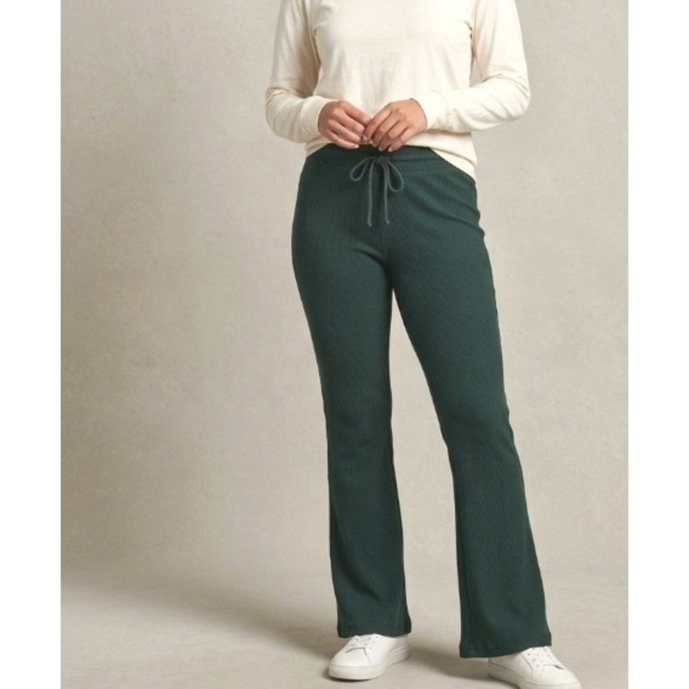 Aritzia‎ Sunday Best Green Baby Waffle Knit Kick Flare Lounge Pants Small Cozy
